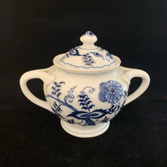 Blue Danube Japan Other - Blue Danube Porcelain Sugar Bowl w/Lid and Handles Vintage 4 3/4" Rectangle Mark